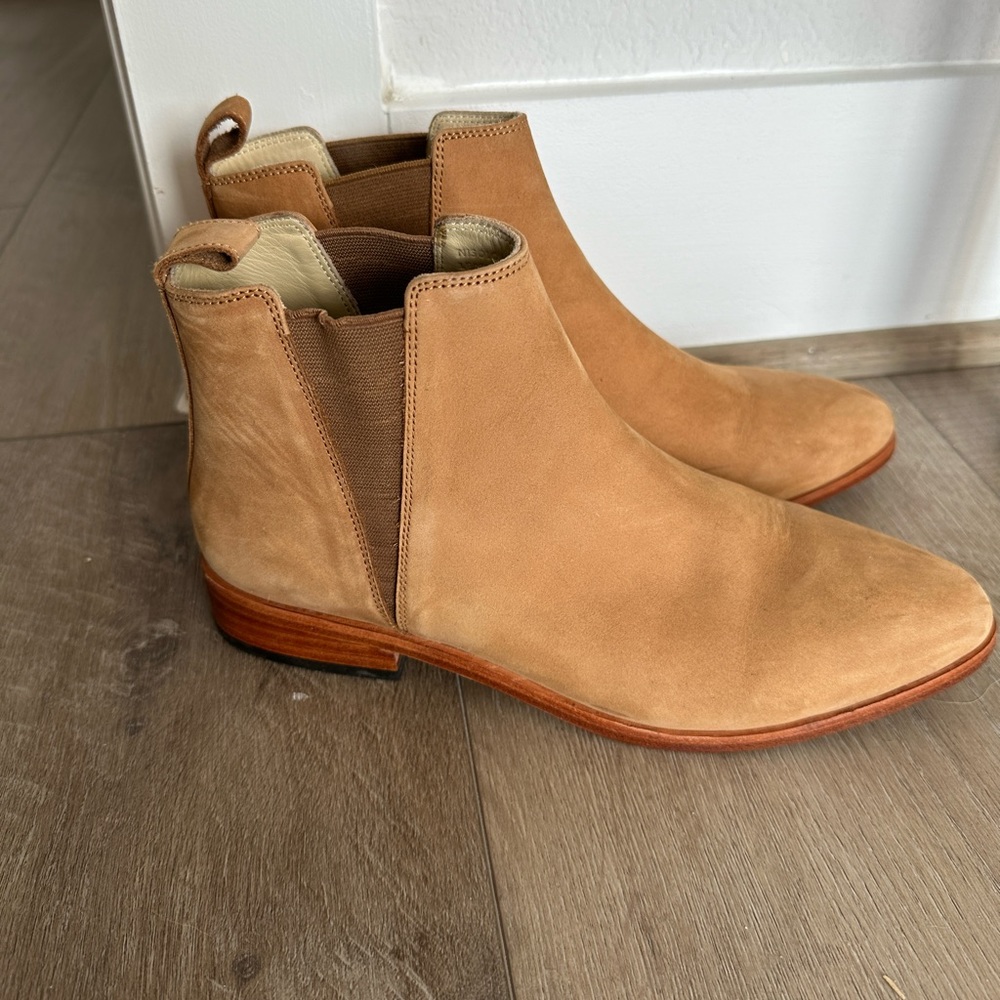 Nisolo Everyday Chelsea Boot, Tobacco - size 7.5